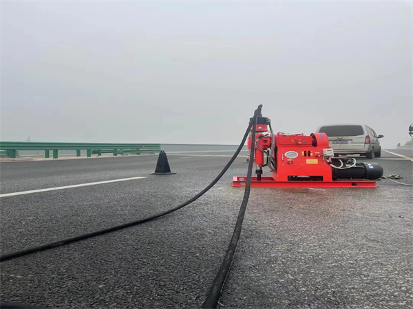 代县马路路基路面开裂下沉注浆加固灌浆